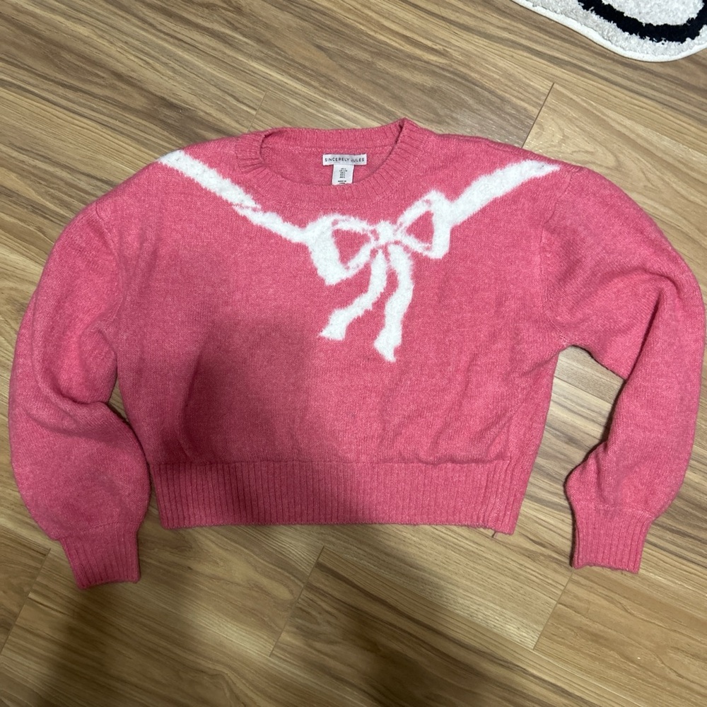 Sincerely Jules Pink and White Bow Sweater women’s large